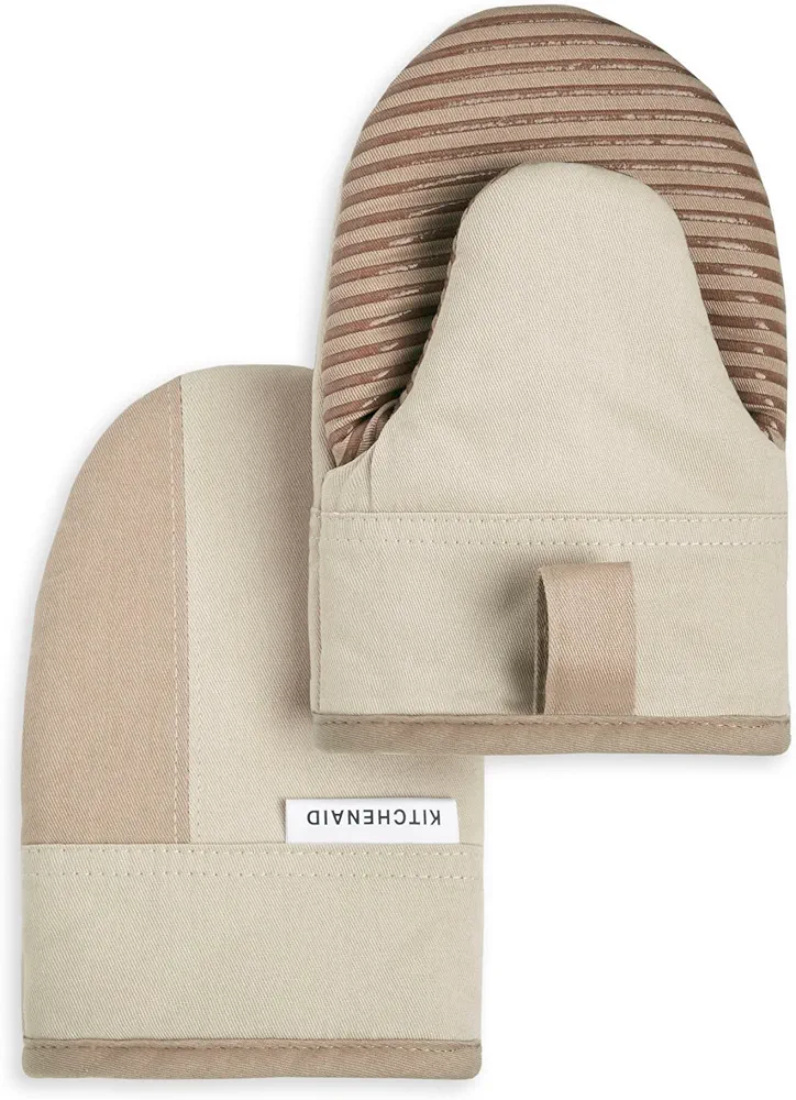 KitchenAid Beacon Two-Tone Non-Slip Mini Oven Mitt Set, Milkshake/Beige, 5.5"x8", 2 Piece