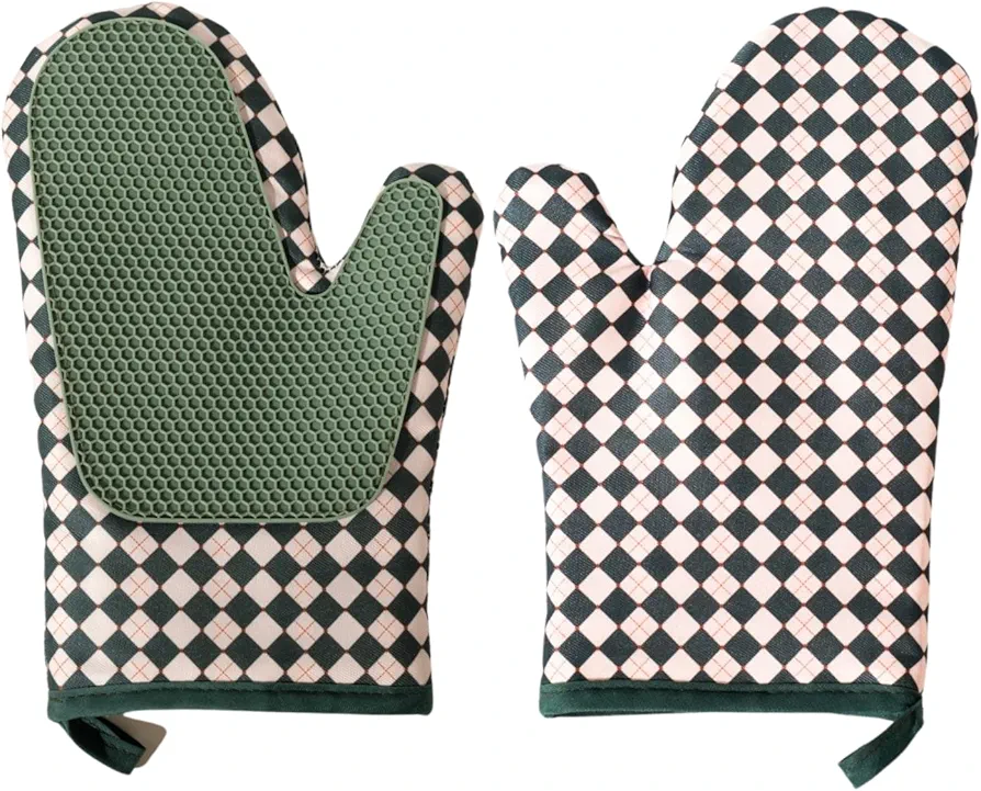 Portia & Bloom Silicone Oven Mitt Set- 2 PC. Set - Heat Resistant Gloves with Soft Quilted Lining Set of 2 Oven Mitt Pot Holders,Silicone Trivets, Cute Oven mits for Cooking and BBQ