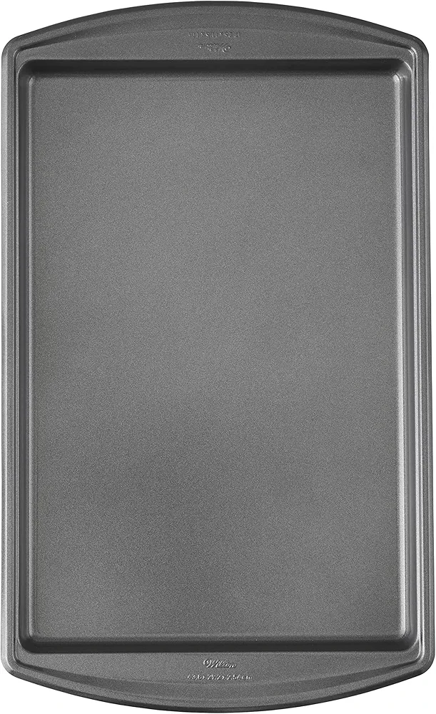 Wilton Advance Select Premium Non-Stick Steel Baking Sheet, 17.25 x 11.5 in.